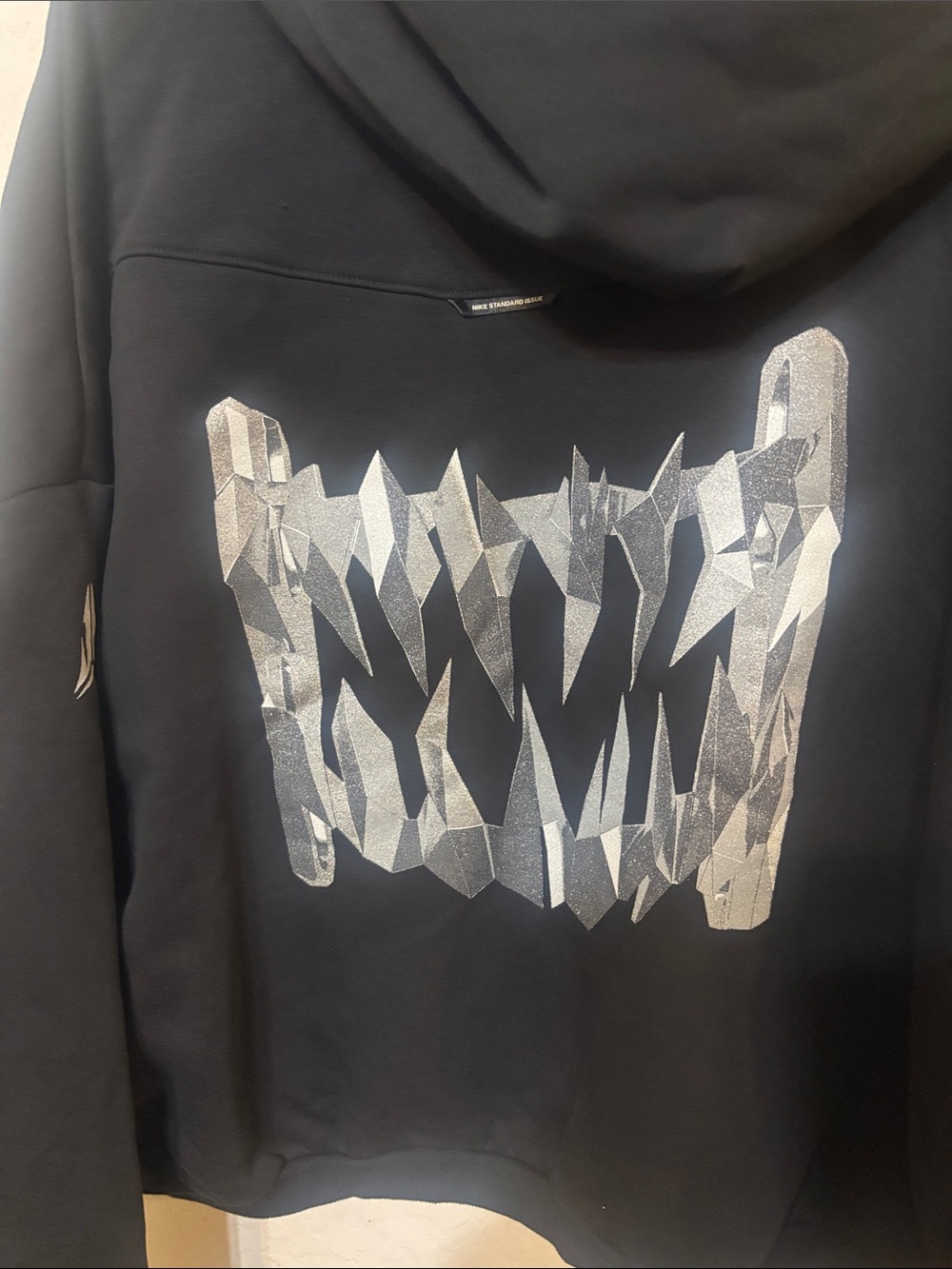 Nike Men’s Black Crewneck Hoodie with Small Swoosh & Chest Label - Picture 3 of 4
